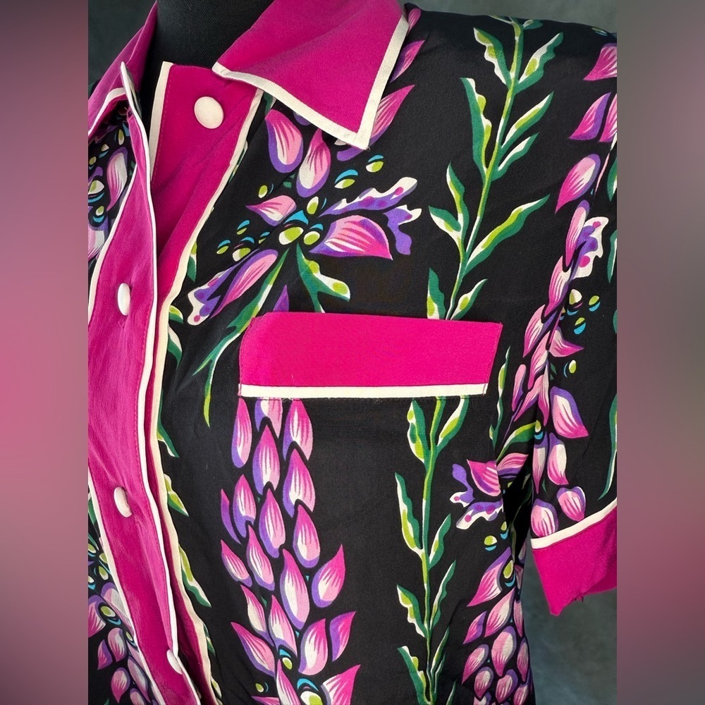 Vintage Bob Mackie Pink and Black Floral Women's Shirt 100% Silk! - Picture 3 of 9